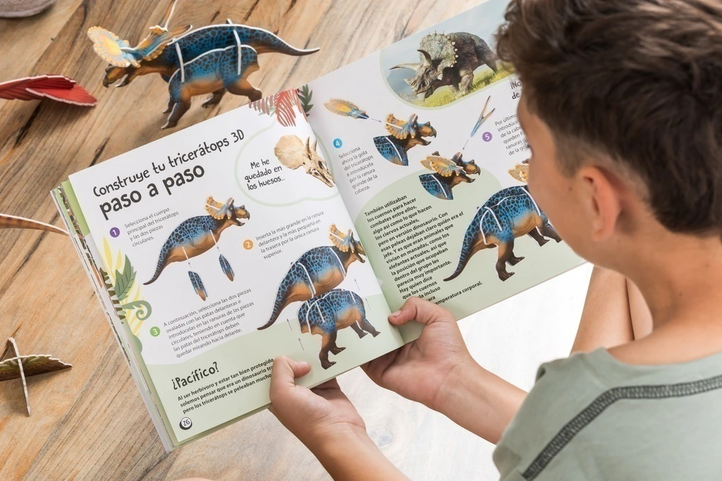 DINOSAURIOS. Libro + 6 formas 3D - Imagen 3